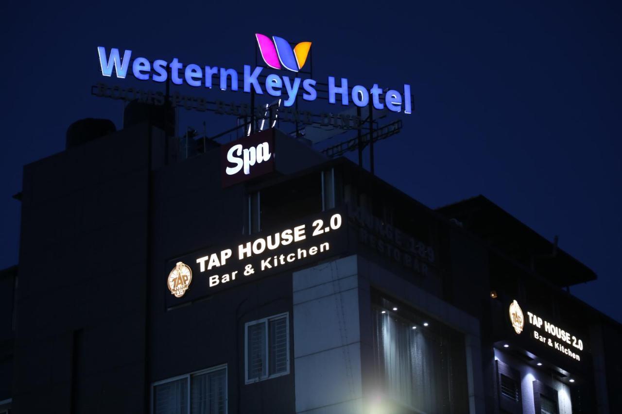 Western Keys Hotel Μπανγκαλόρ Εξωτερικό φωτογραφία